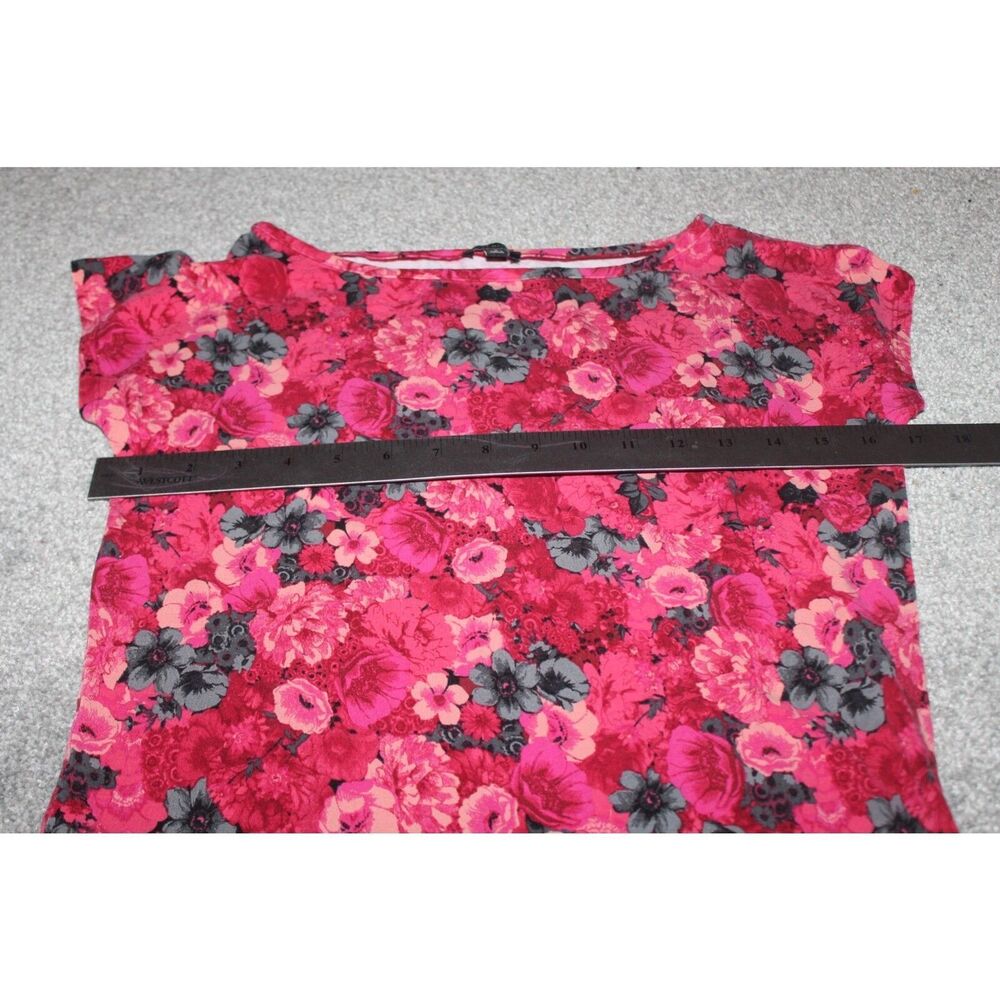 Womens Talbots T-Shirt Size Small Cap Sleeve Tee Floral Design Pink Sleeveless - Picture 6 of 6